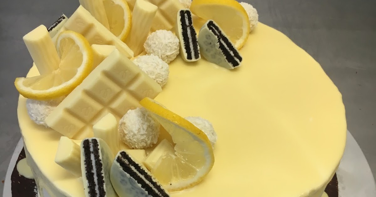 {Rezept} mit Buttercreme und weißem GanacheDrip