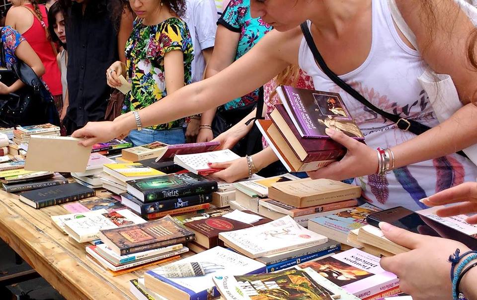 EDUCACIÓN y DOCENTES Feria del Libro Usado, Edición Otoño! 22 de abril