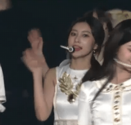 묶은머리 강혜원