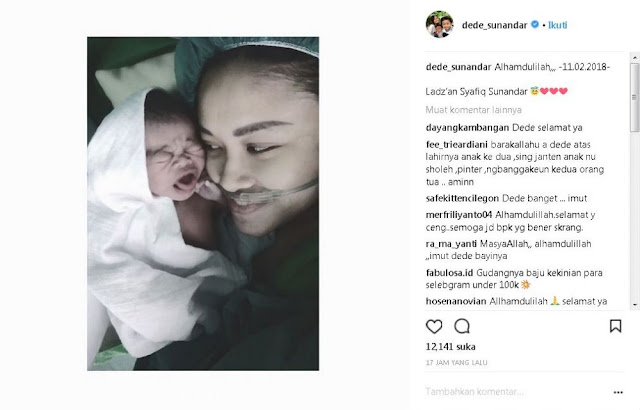 Sungguh Tega, Baru Lahirkan Anak Kedua, Dede Dinyinyir Netizen Perihal Wajah Anaknya. Sungguh Tega, Baru Lahirkan Anak Kedua, Dede Dinyinyir Netizen Perihal Wajah Anaknya.