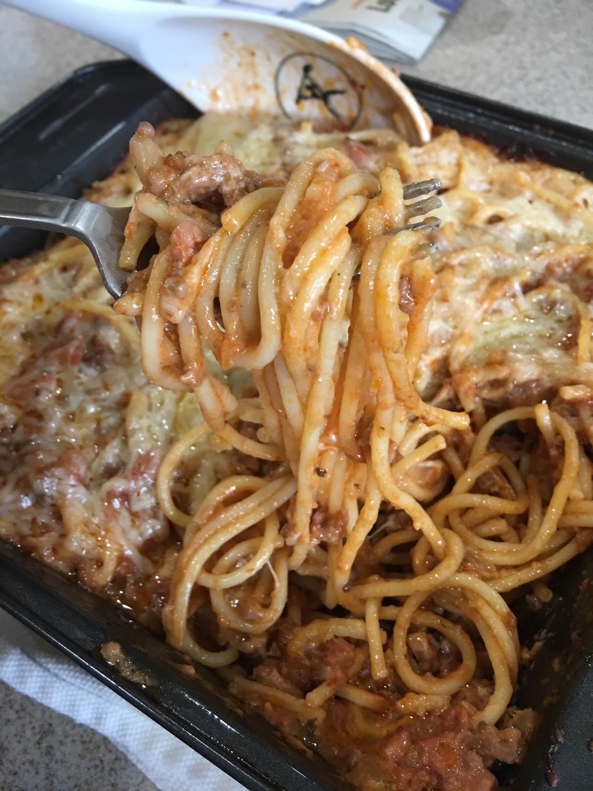 Hawaii Mom Blog Baked Spaghetti Recipe by HUGS