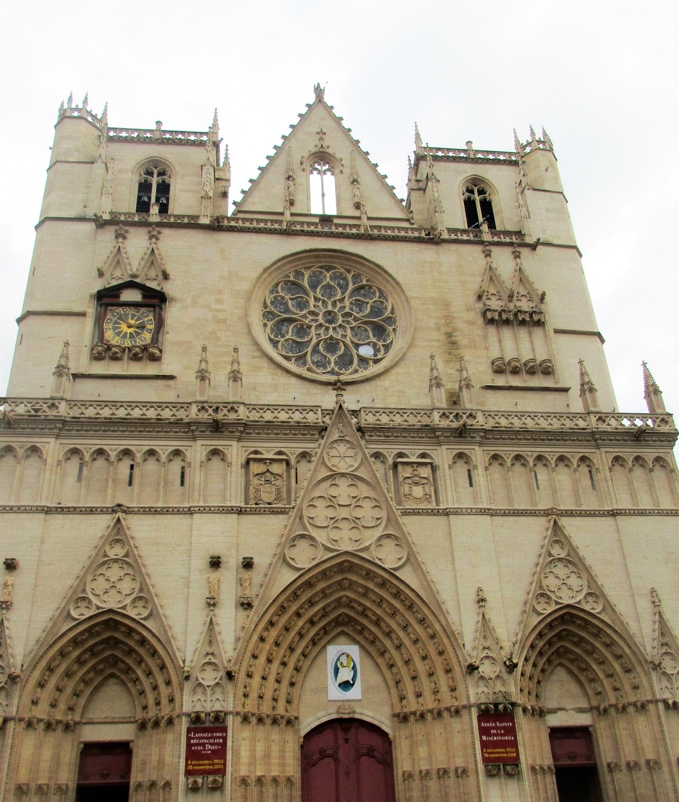 balladespage3873 La primatiale St Jean de Lyon