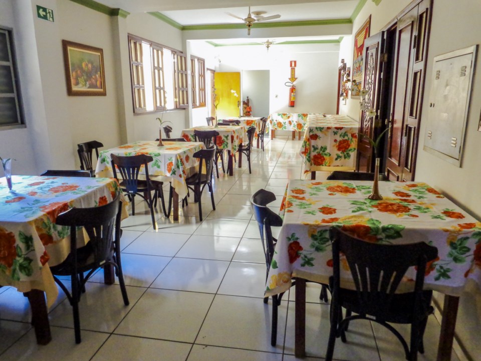 Hotel Colonial Montes Claros: Café Colonial