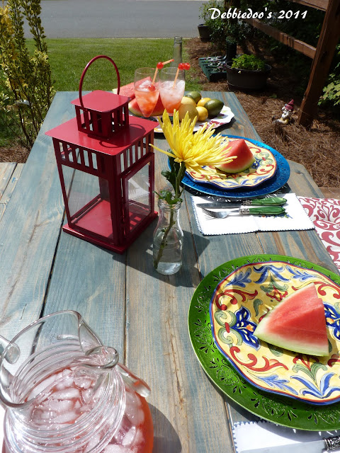 Summer tablescape and picnic ideas