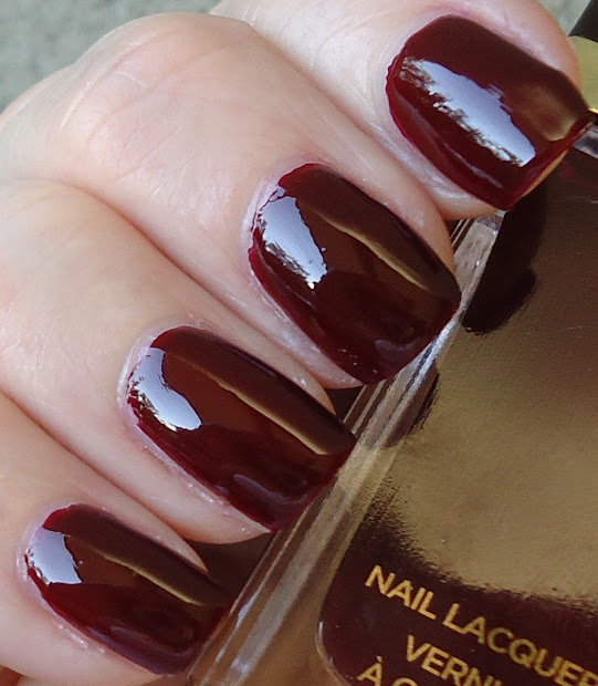 making 4 age tom ford nail