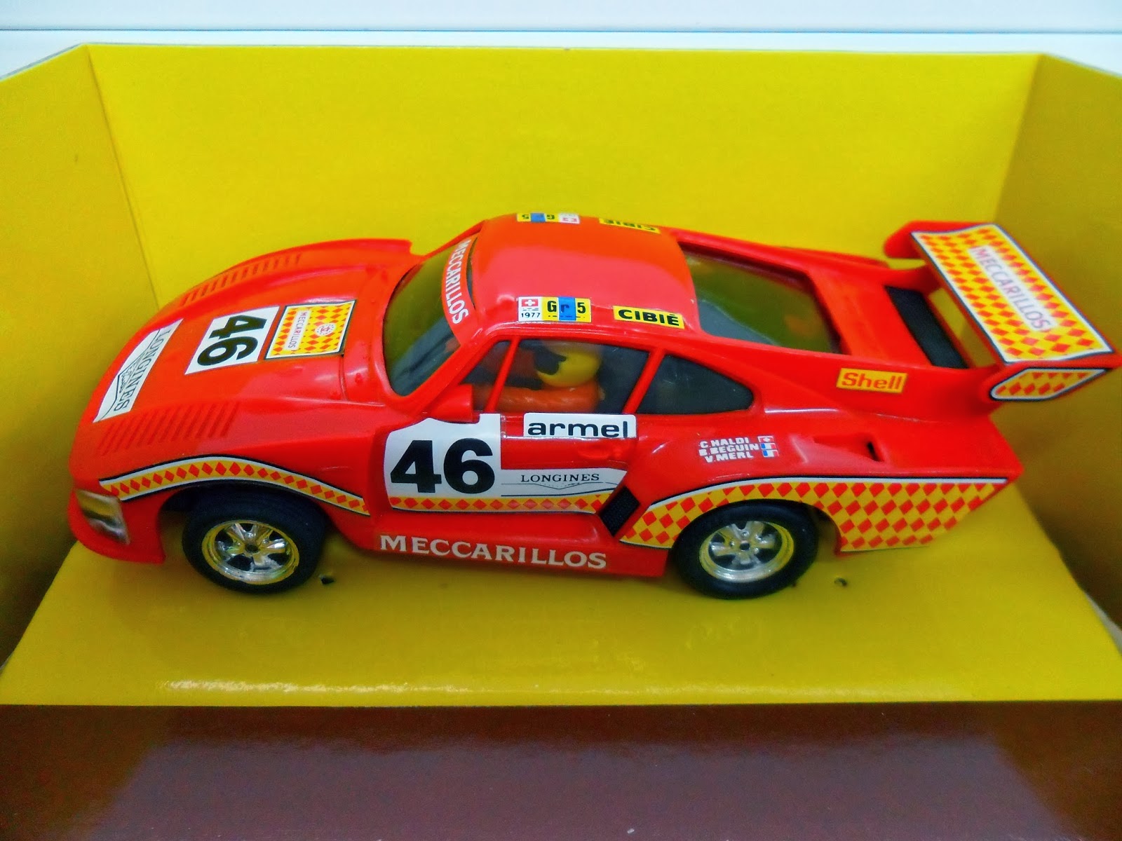 Carrera Evolution 27612 - Porsche Kremer 935 K3 Vaillant N°51 Neuve Boite Scellée 1/32