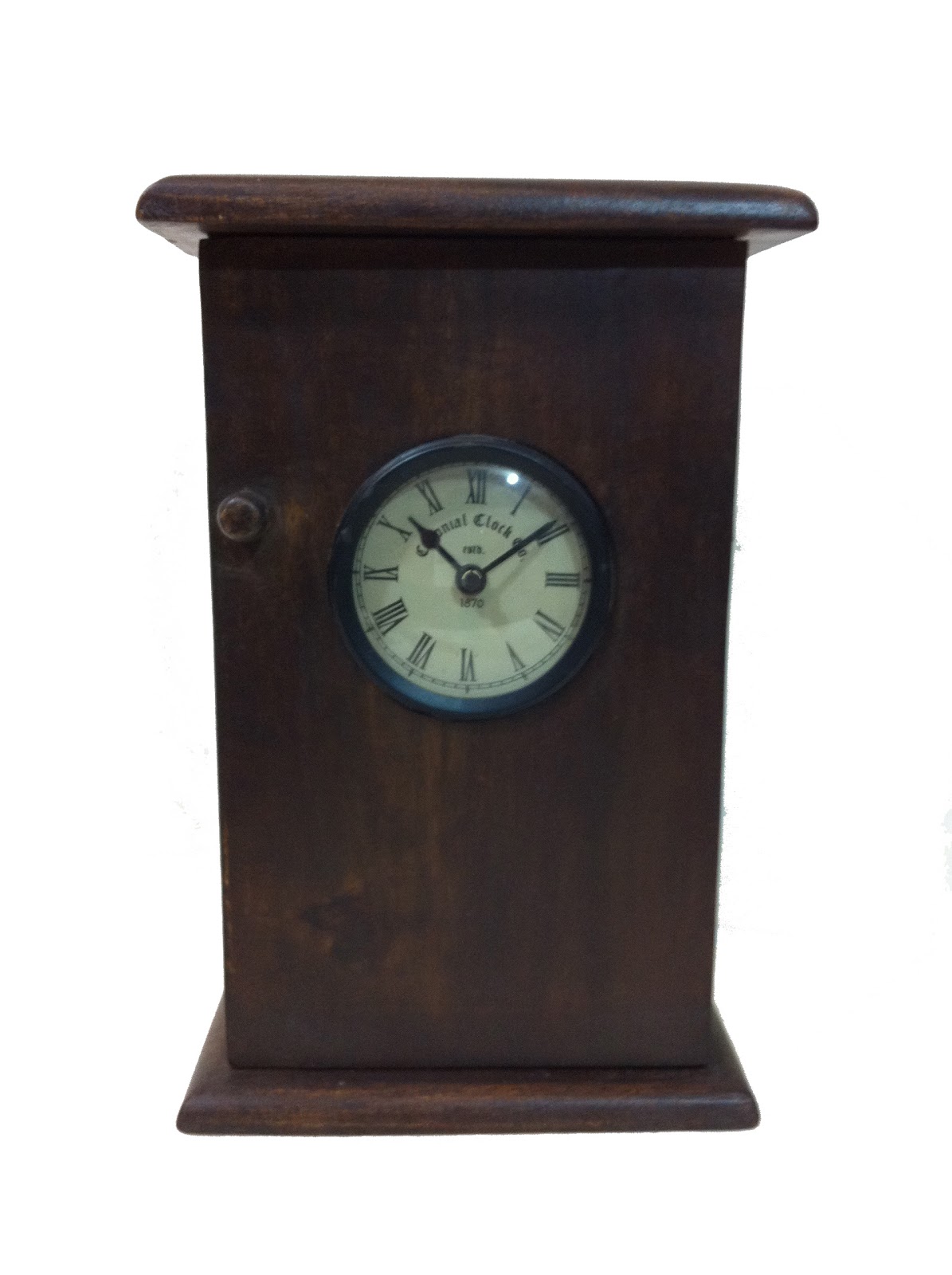 Aya Benzer Wooden box clocks