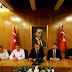 MUNDO / Governo diz que derrotou tentativa de golpe e prendeu líderes na Turquia