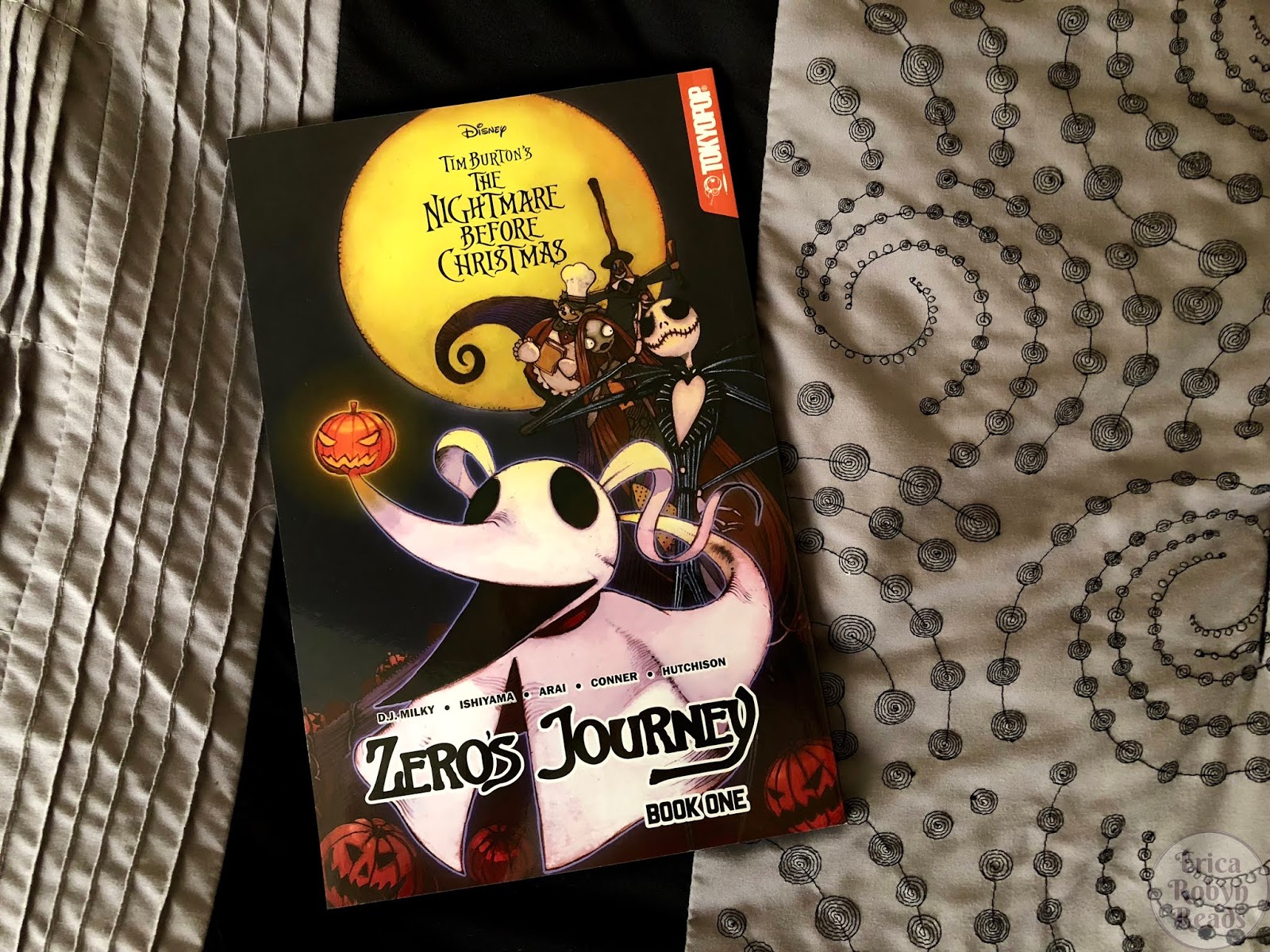 [Graphic Novel Review] Nightmare Before Christmas Zero's Journey Book