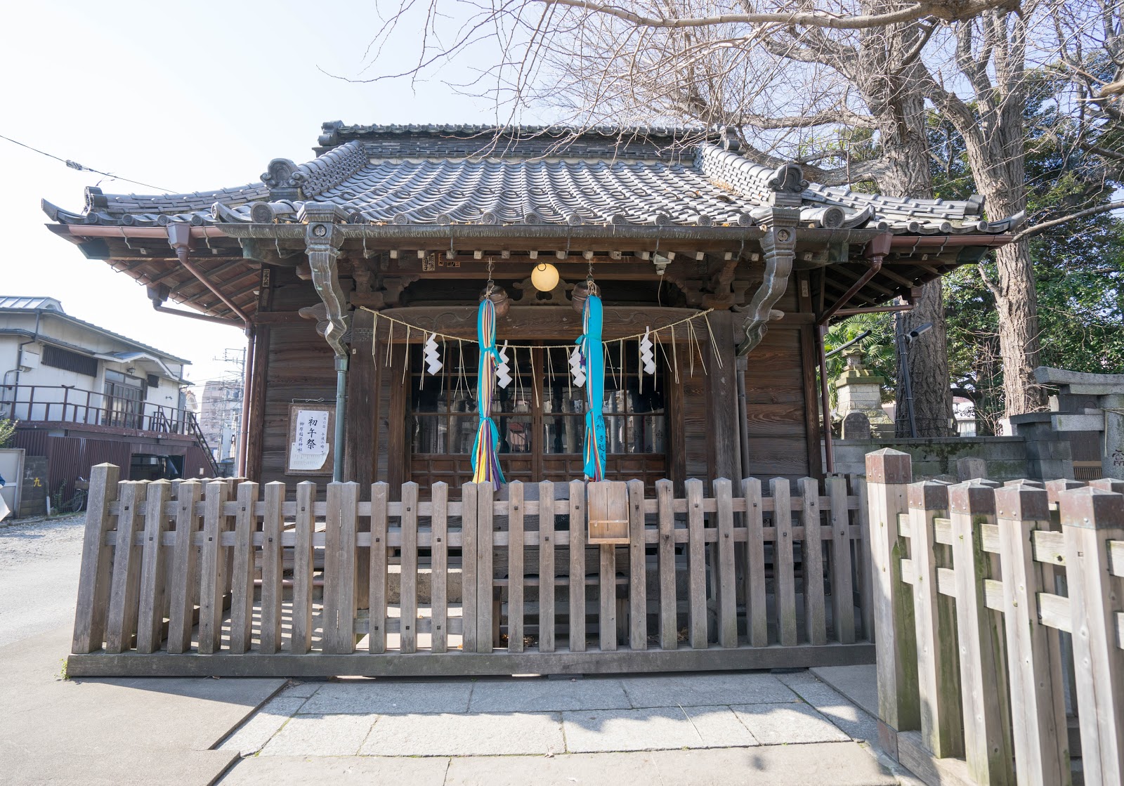 なんだかなぁ 柳原稲荷神社 東京都足立区柳原2381 なんだかなぁ 柳原稲荷神社 東京都足立区柳原2381
