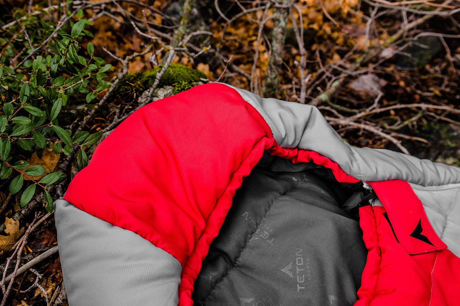 Down vs Synthetic Sleeping Bags Best Lightweight Gear for Backpacking