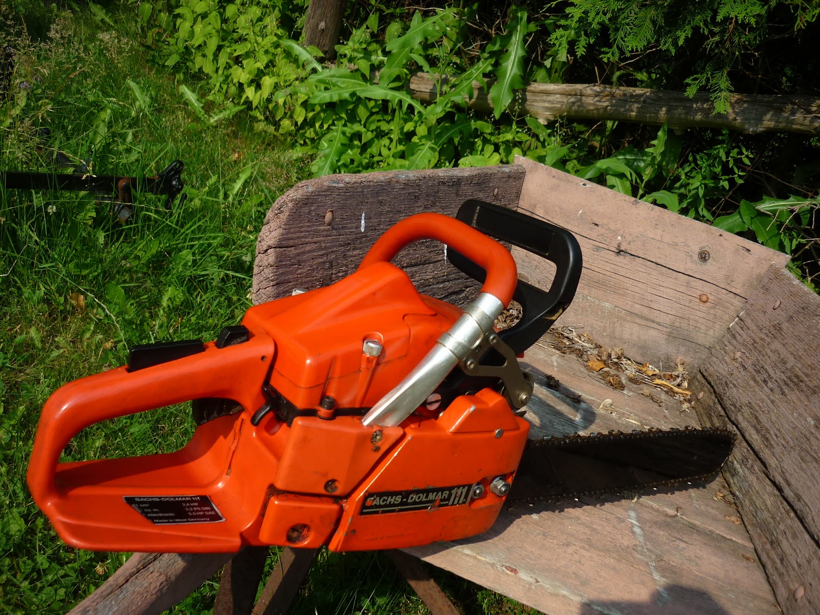 VINTAGE CHAINSAW COLLECTION DOLMAR 111 (EARLY 1987 VERSION)