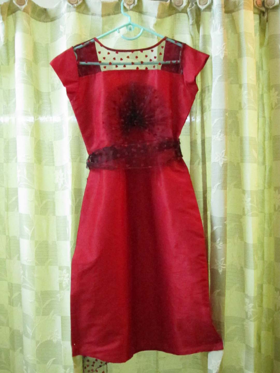 C & O Fab-Ventures: Red A Line Frock Design and Stitching