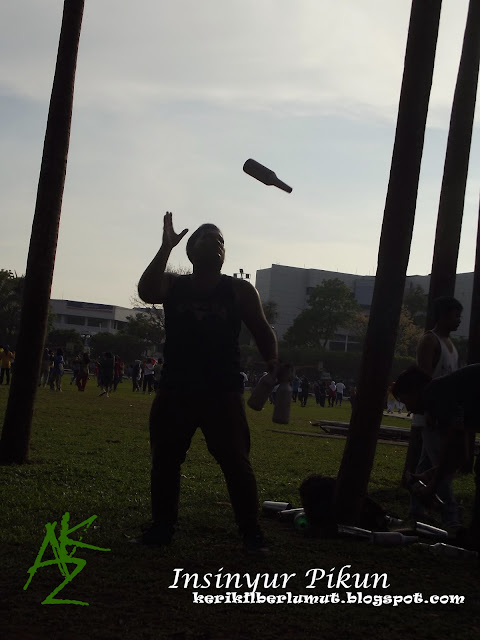 Komunitas Juggler Pameran Alutsista dan Car Free Day di Jember
