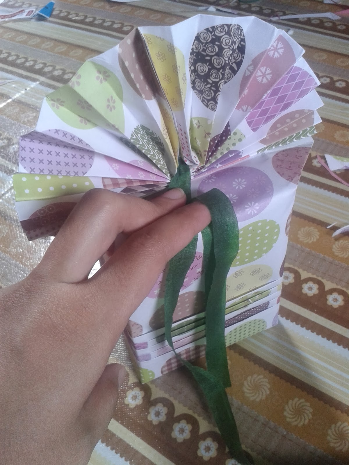 rei mihani: Gift Wrapping: cara balut hadiah berkipas