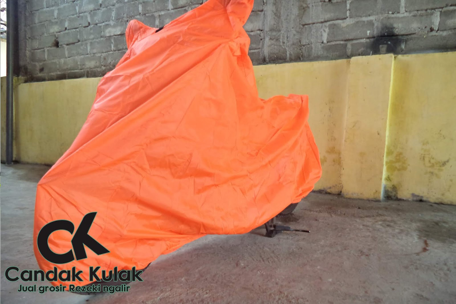 Pusat Cover Motor Pabrik Cover Mobil Selimut Body Motor Berkualitas