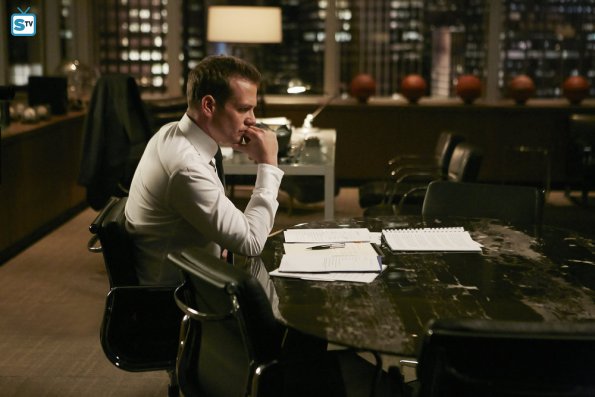 Suits - Turn - Review