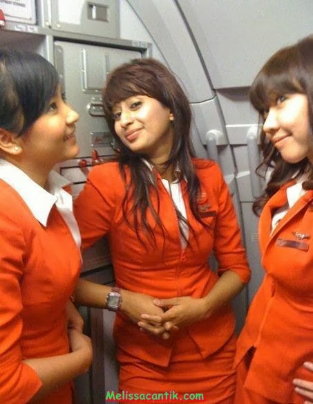 Foto Pramugari Cantik dan Seksi Lagi Pada Narsis | Kumpulan Foto