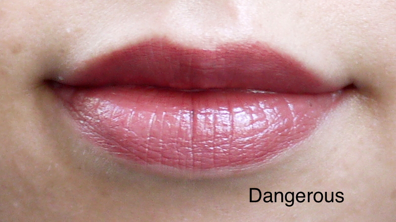 Estee Lauder Pure Color Envy Sculpting Lipsticks Confident Dangerous lip Swatch review