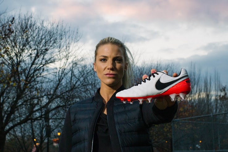 nike tiempo legend 6 womens