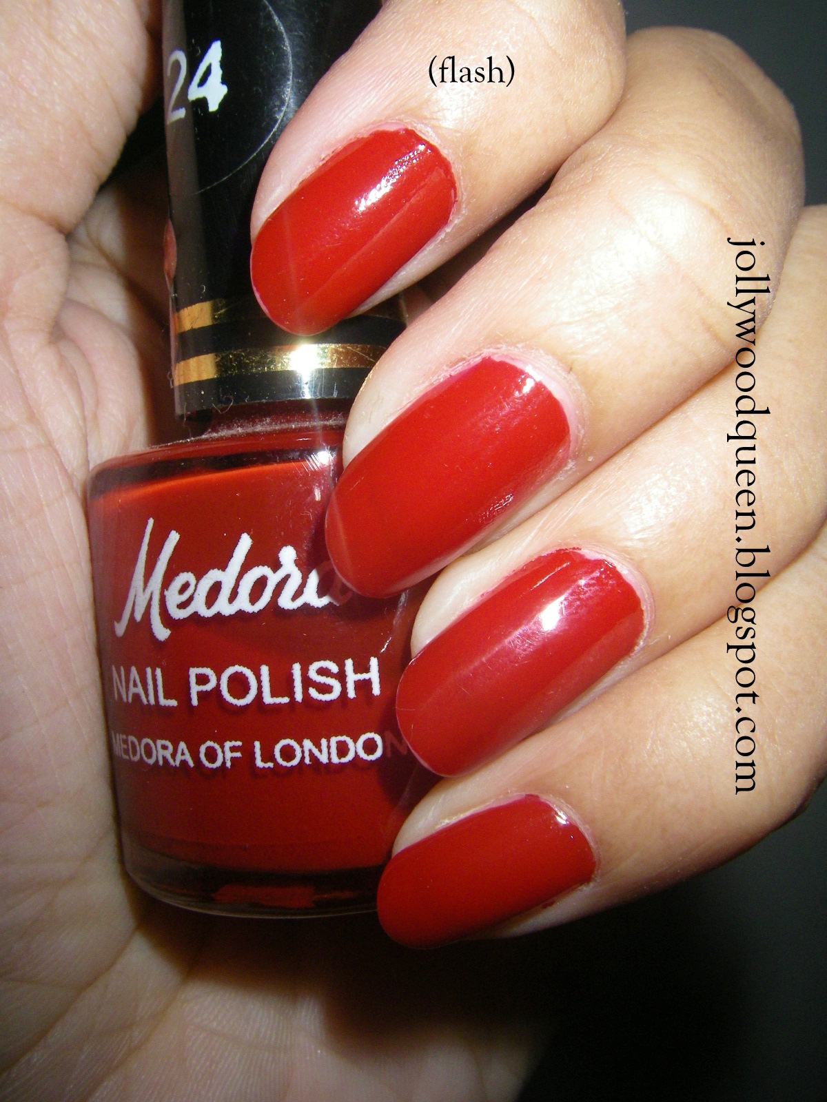 jollywoodqueen NOTD! Medora Nail polish 24.