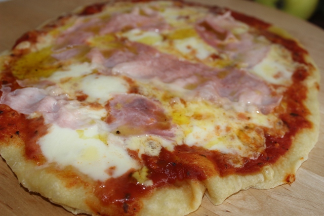 Zahnfee im Zuckerrausch: Andys original italienischer Pizzateig