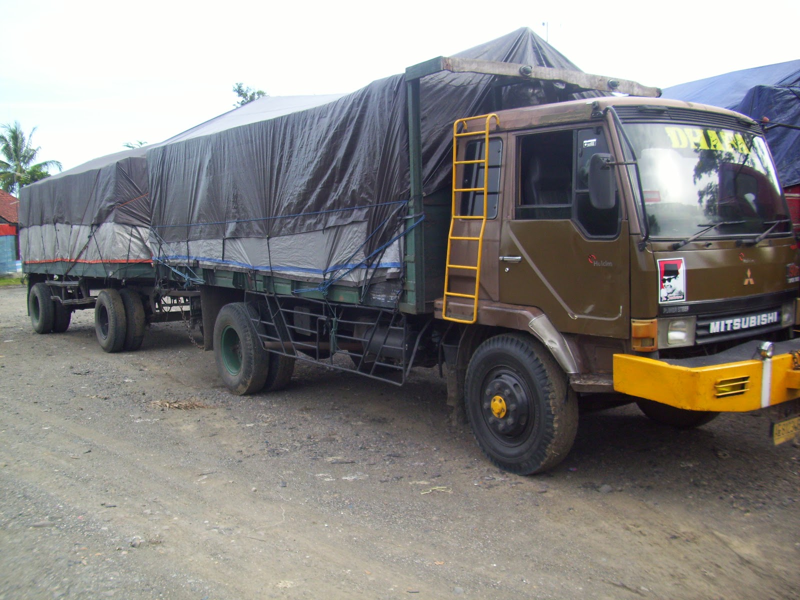 SEWA TRUK WING BOX, FUSO,TRONTON &GANDENGAN SEWA TRUK GANDENG