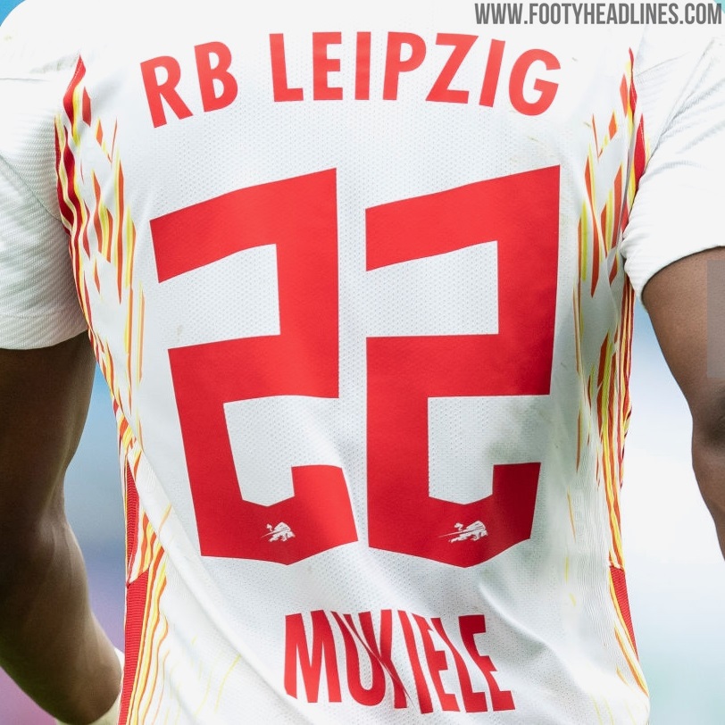 Request] Could someone please make the home, away, 3rd kits from RB Leipzig  but as RB London using this logo : r/WEPES_Kits