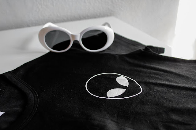 Azuenture Gamiss Sunglasses-Alien Tshirt