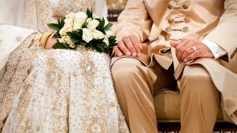 Arti Mimpi Keluarga Pacar Datang Ke Rumah Sekitar Rumah