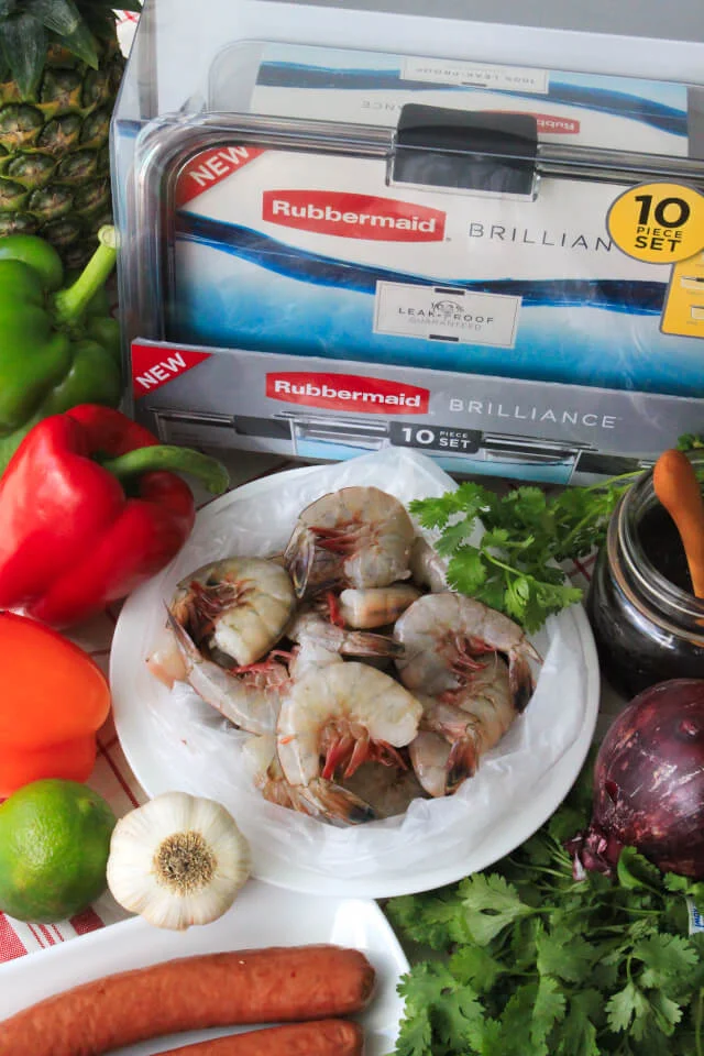 This Pineapple Shrimp and Kielbasa Kabobs recipe pairs tender marinated shrimp with lean turkey kielbasa and fresh vegetables for a colorful kabob that cooks on the grill in less than 10 minutes! #Ad  @Rubbermaid