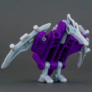 Transformers Siege Terror Daxtyl Robot Mode