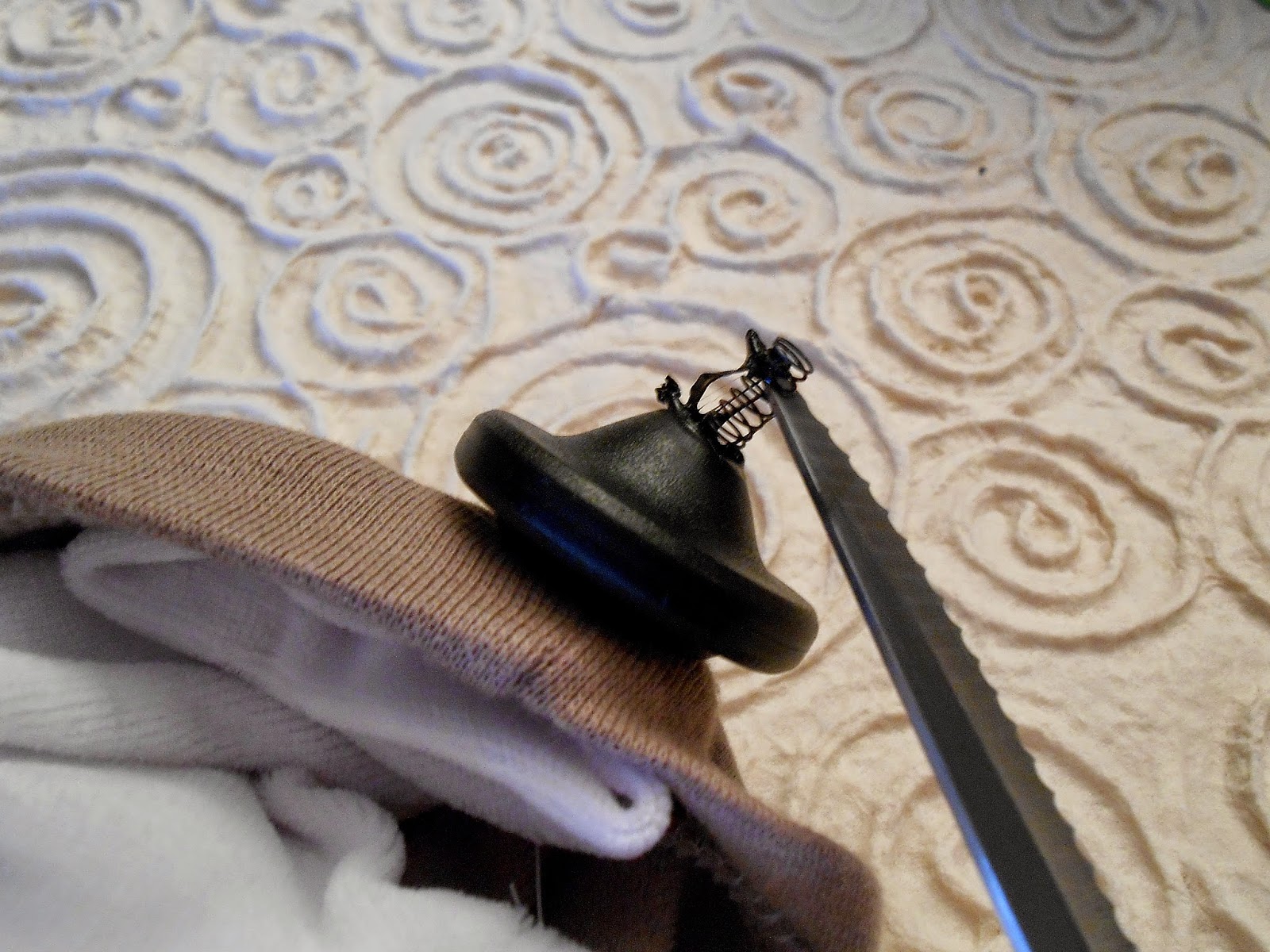 Comment Enlever Un Antivol Avec Une Fourchette Pomme Cannelle: Comment retirer un antivol qui a été oublié sur un vêtement