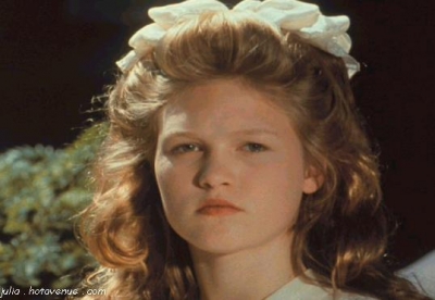 Joyce&rsquo;s Take: Happy Birthday Julia Stiles!
