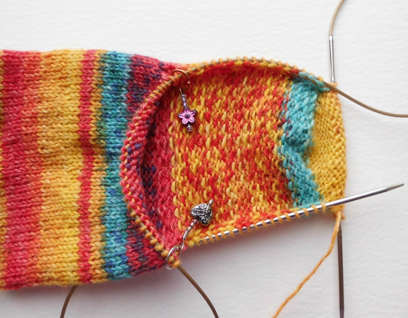 Winwick Mum: Beginner sock knitting: Sockalong - Week 2 - Heel flap ...