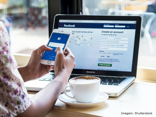 Justiça condena mulher por acessar Facebook do ex e fazer post