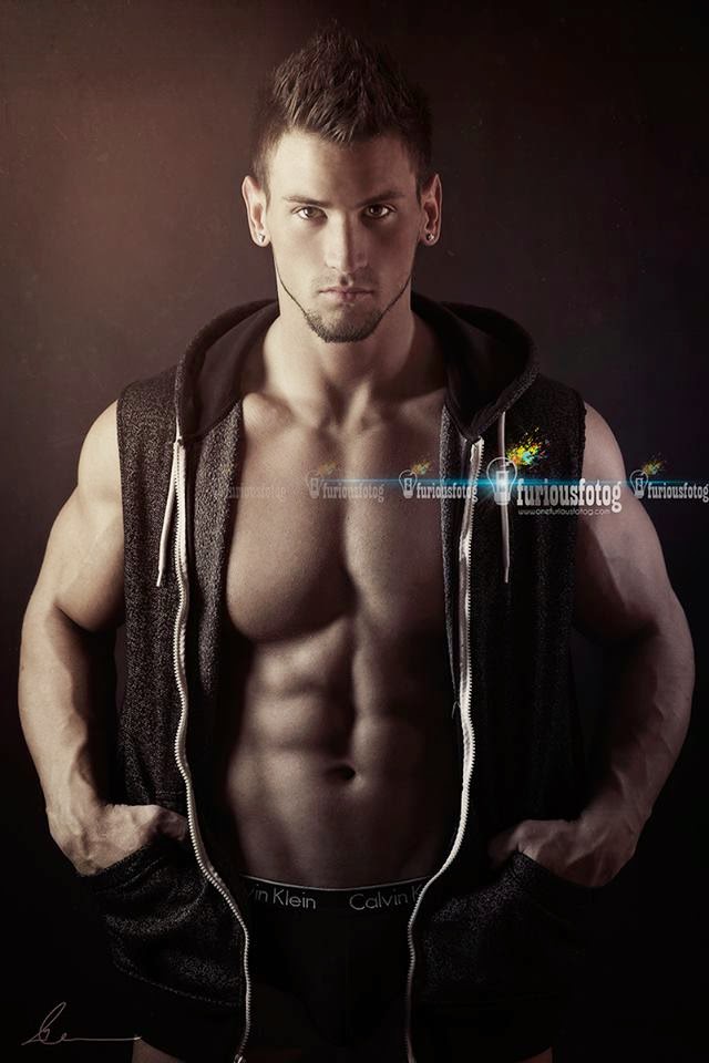 Daily Bodybuilding Motivation Handsome Male Model Shawn Dawson