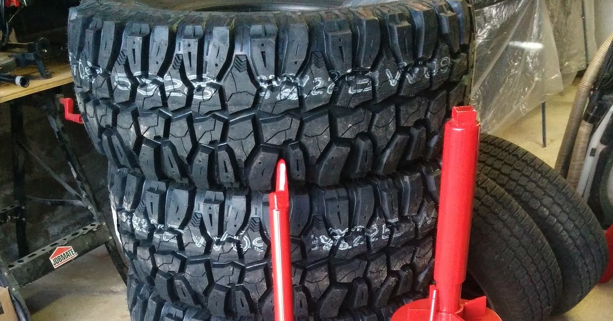 JeepGarage.ca Swapping tires the hard way