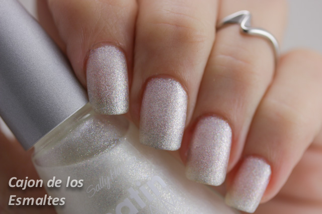 Sally Hansen - Crystaline Satin Glam 