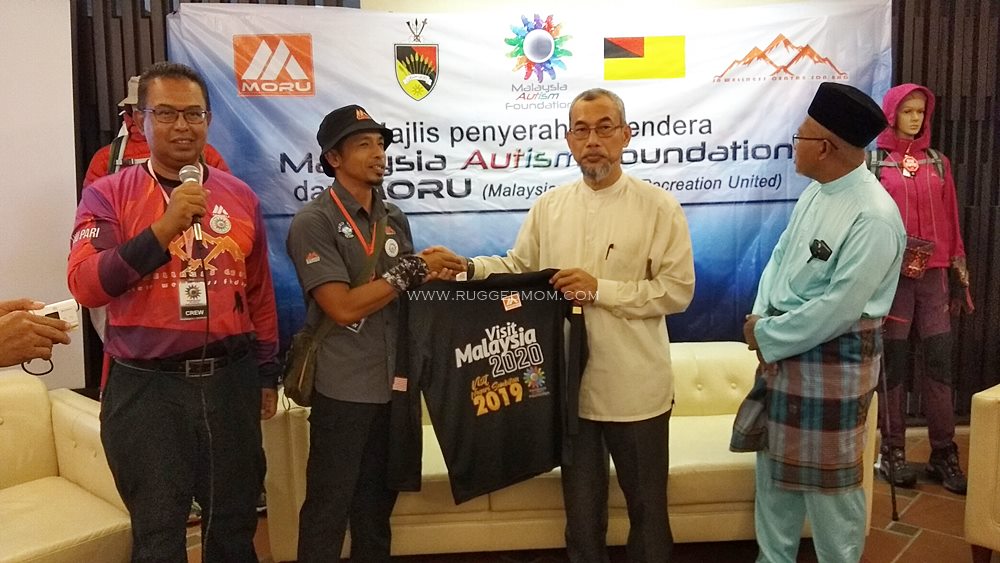 Exco Negeri Sembilan & Warga Emas Bakal Tawan Everest!
