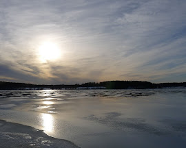 Islossning i motljus, Lindesjön, mars 2011