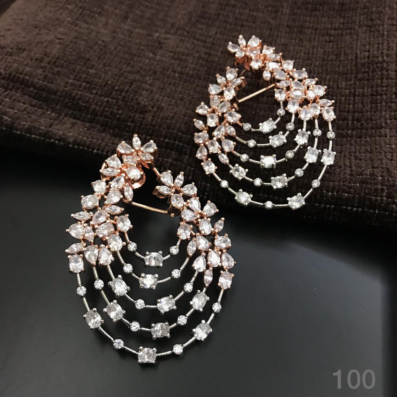 Trendy earrings