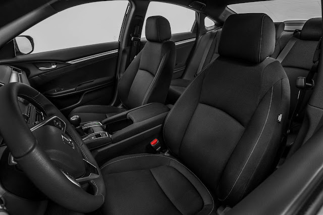 Honda Civic 2.0 Sport - interior
