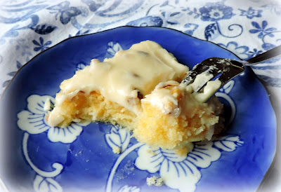 Fudgy Almond Tray Cake