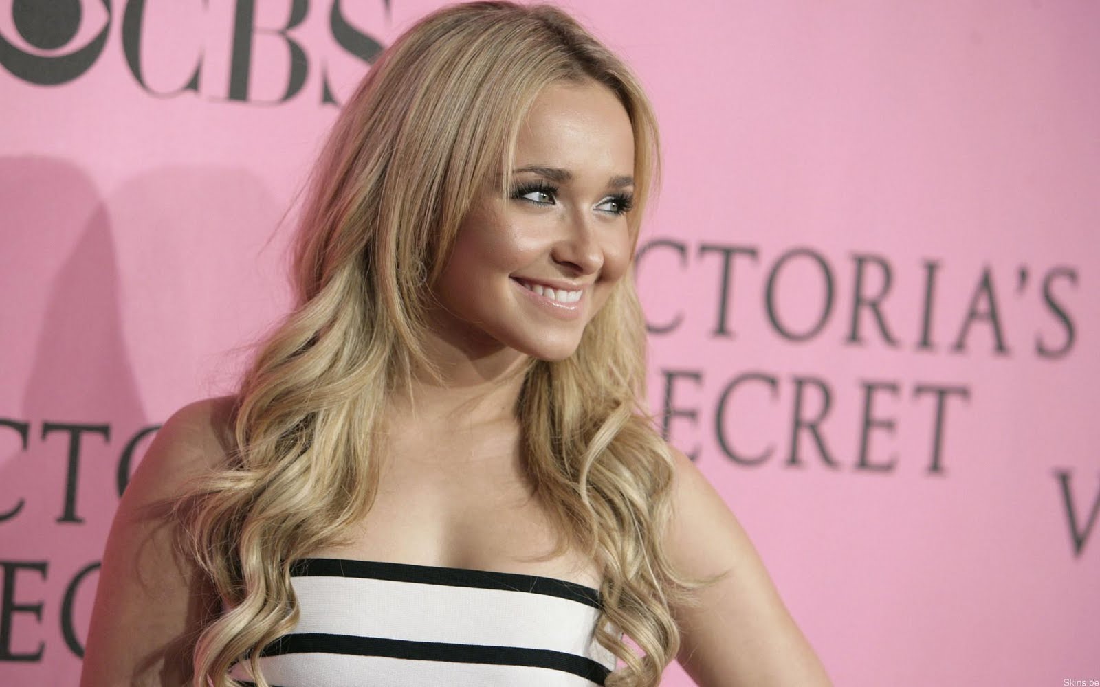 Hayden Panettiere Top Models Wallpapers ~ Taste Wallpapers