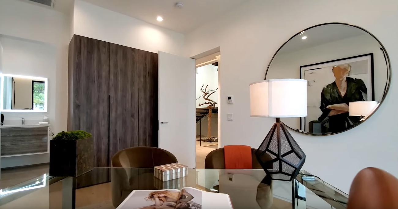 51 Photos vs. $6.4 Million Jaw Dropping Modern Residence in Los Angeles | LUXURY LISTING - Luxury Home & Interior Design Tour 51 Photos vs. $6.4 Million Jaw Dropping Modern Residence in Los Angeles | LUXURY LISTING - Luxury Home & Interior Design Tour