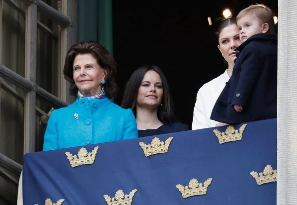 Queen Silvia, Princess Victoria, Princess Estelle, Prince Oscar, Princess Sofia, Prince Alexander, Princess Madeleine and Princess Leonore watched the celebrations