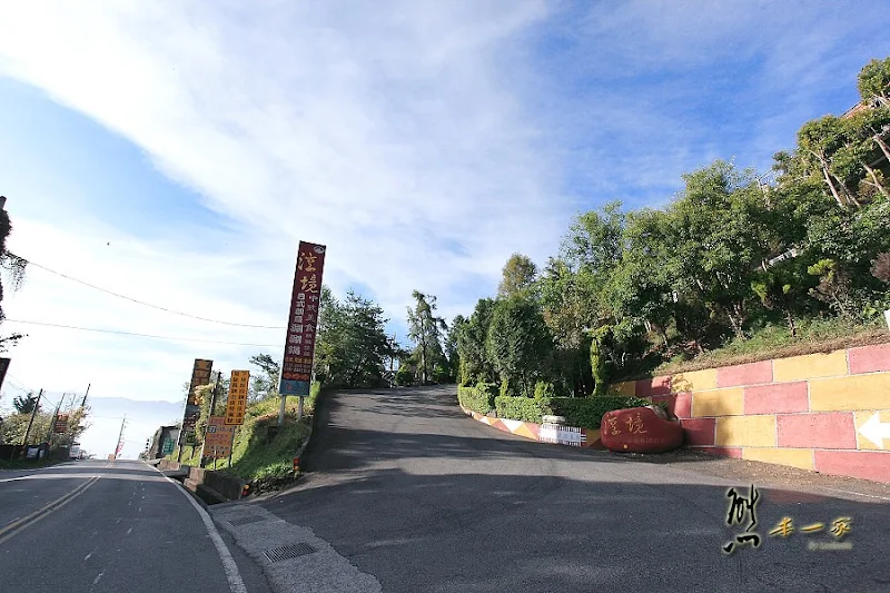 清境SPA泳池民宿|淳境景觀休閒山莊|還有兒童遊戲區、KTV、健身房、泡茶區設施超豐富