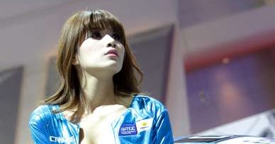 Kumpulan Foto Spg Otomotif Tipe Mobil