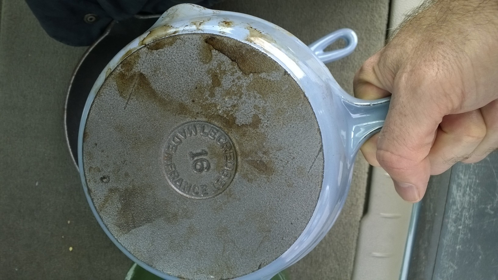 Trailer Trad Seasoning Vintage Le Creuset Pans